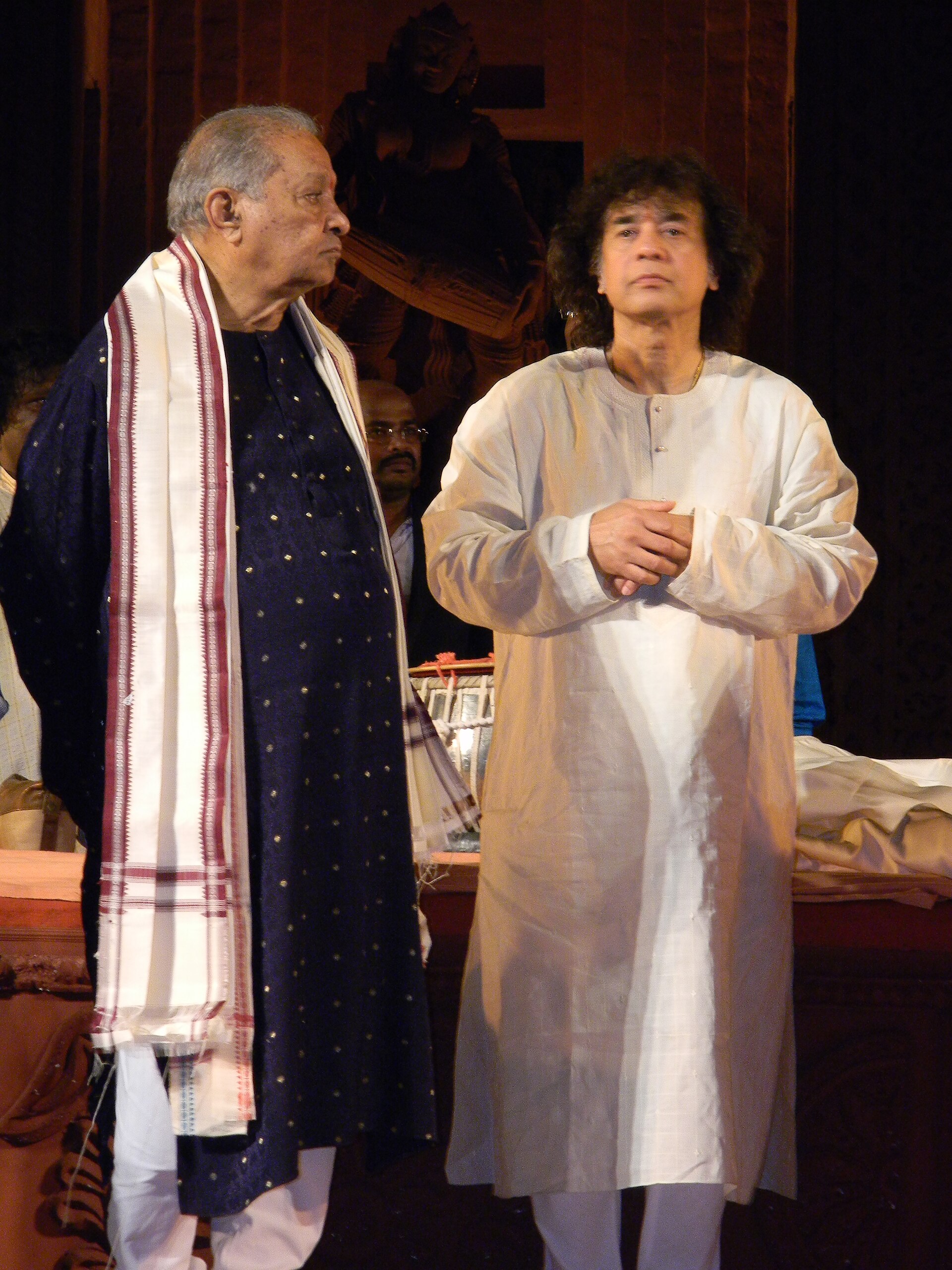 Zakir Hussain, right, with Hariprasad Chaurasia on stage.