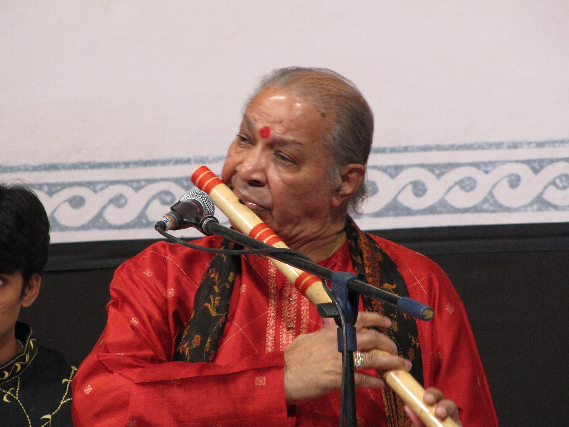 Hariprasad Chaurasia performing at Chowdiah Memorial Hall, Bangalore, at ITC Sangeet Sammelan.