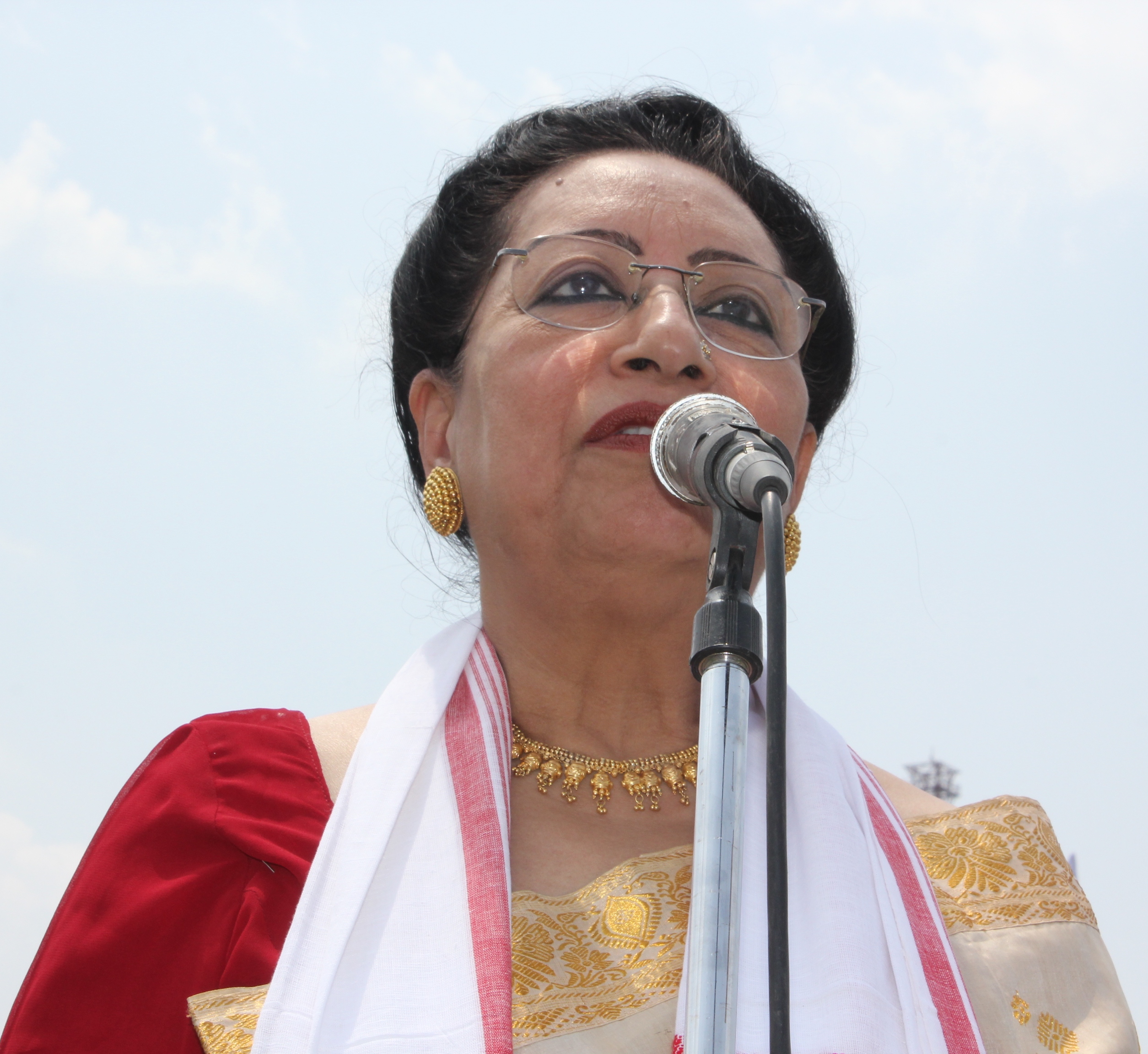 Begum Parveen Sultana singing on stage at a 2012 Bihu programme in Guwahati