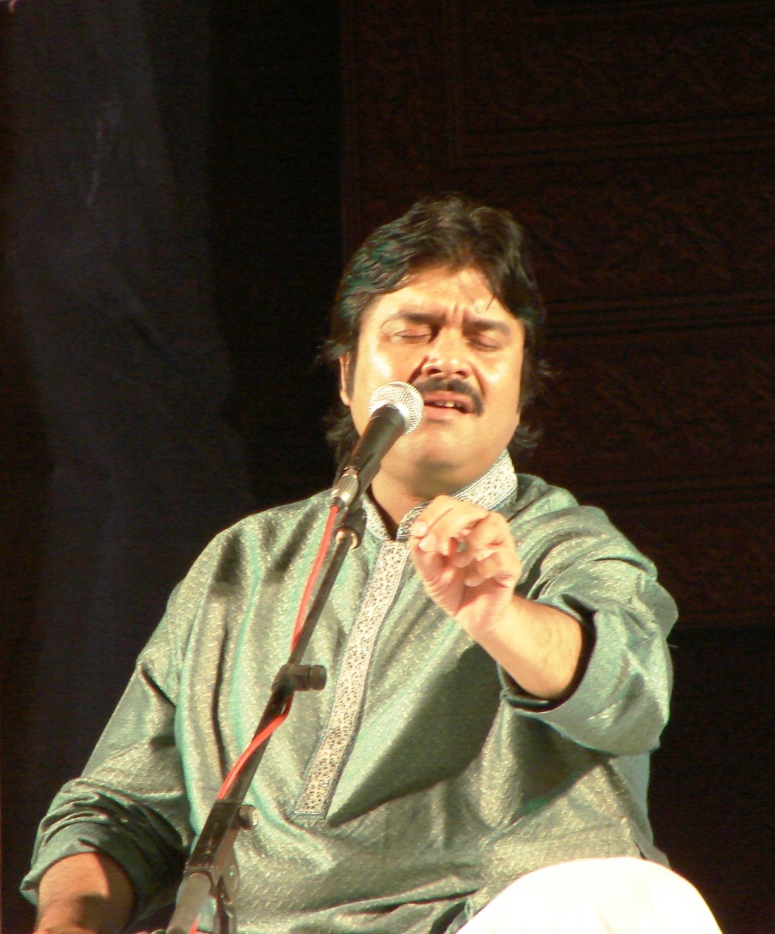 Portrait of Pandit Shounak Abhisheki